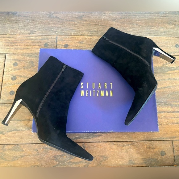 Stuart Weitzman Black Suede Vintage Booties Size 10 - Picture 1 of 9